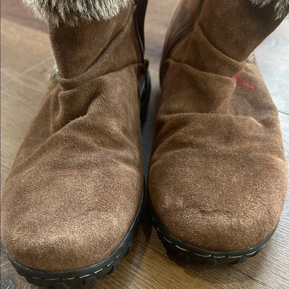 Khombu cozy brown